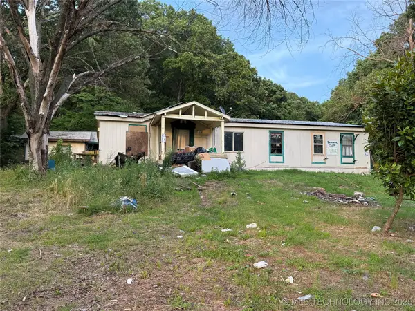 3704 SE 583 Drive, Locust Grove, OK 74352