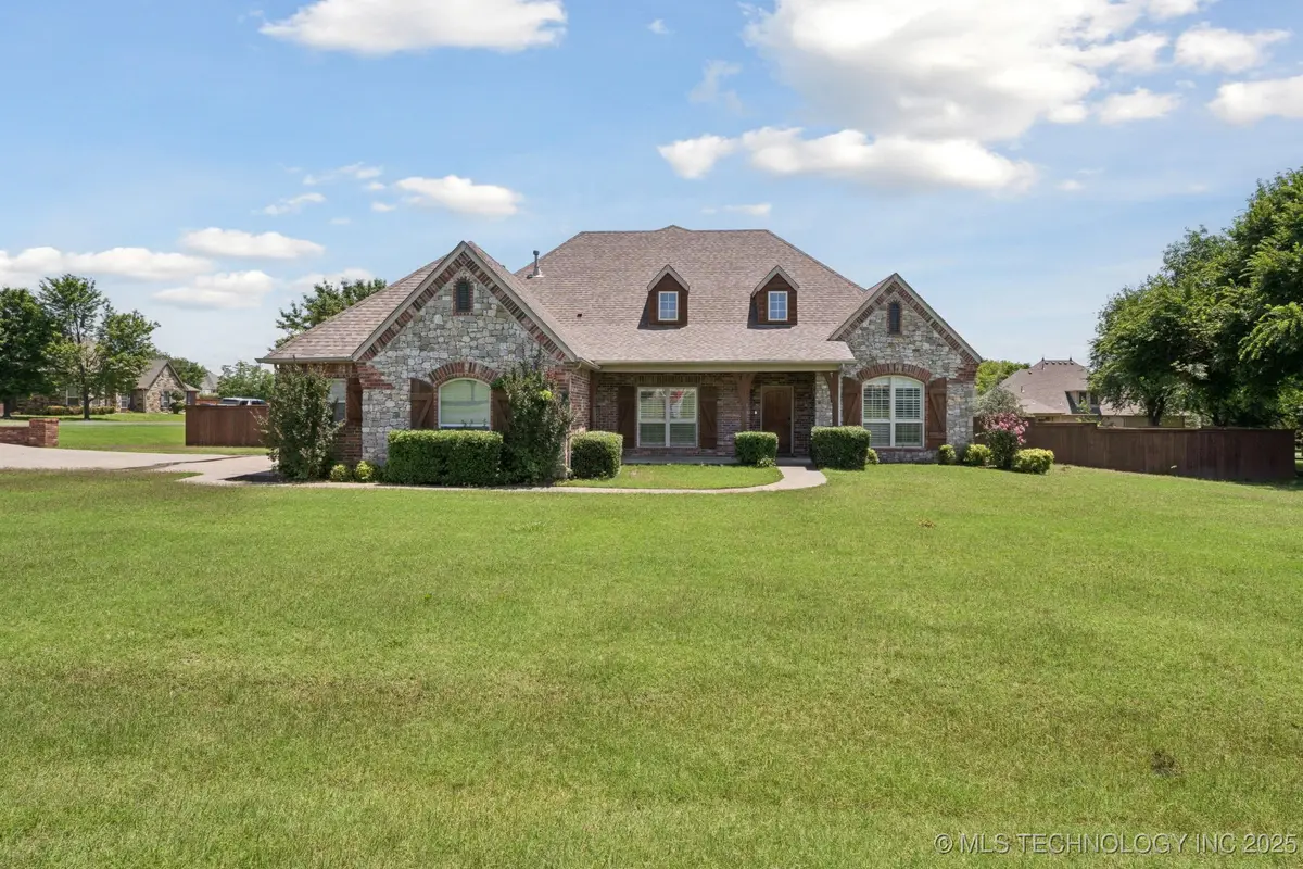 8483 N 68th East Avenue, Owasso, OK 74055 - Image #1