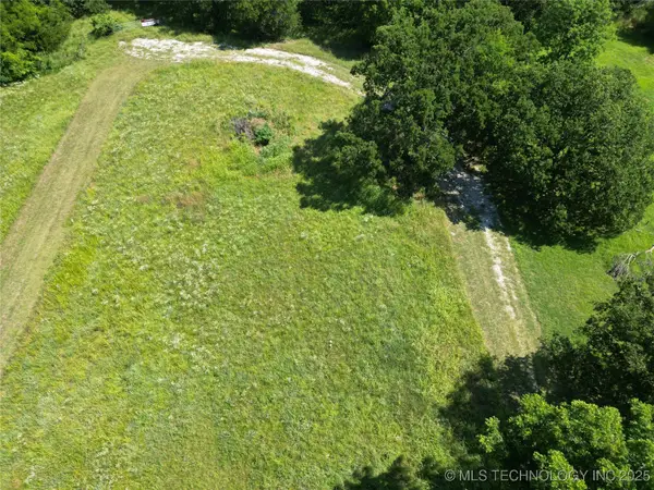 138 Tanglewood Court, Lone Grove, OK 73443