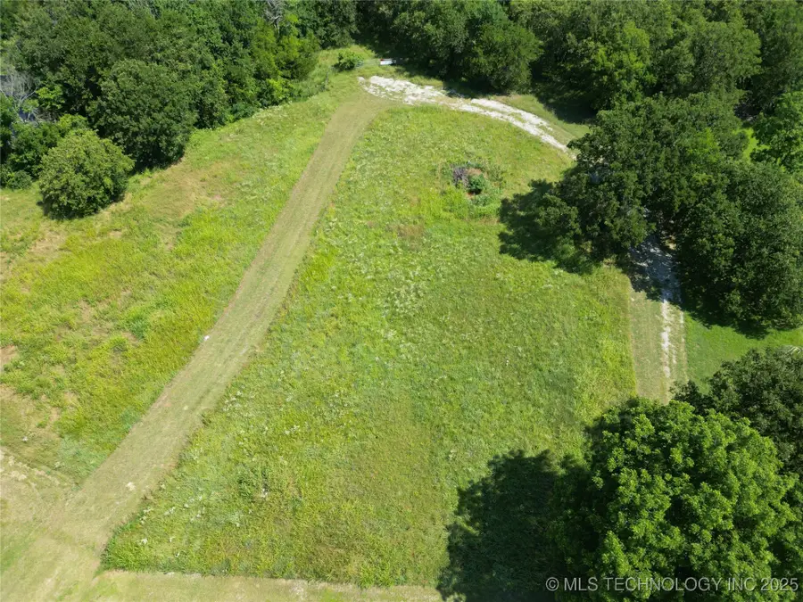 138 Tanglewood Court, Lone Grove, OK 73443 - Image #2