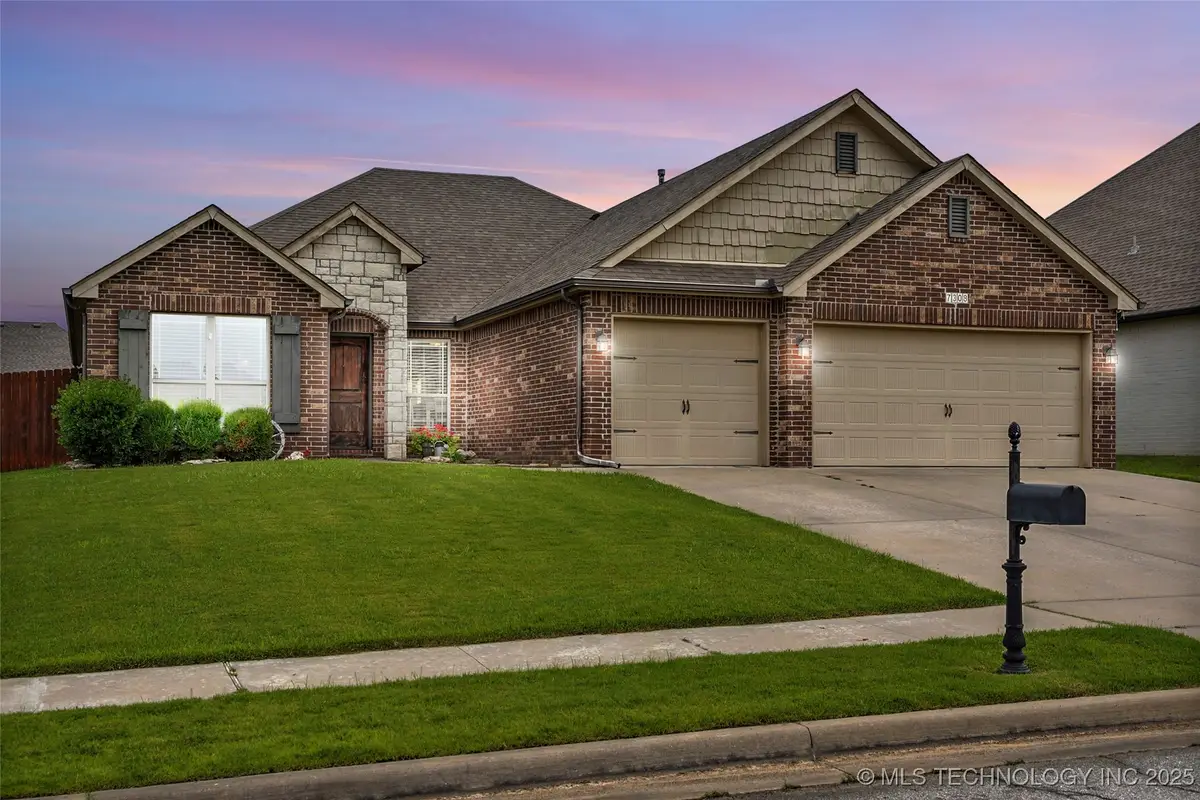 7308 E Louisville Street, Broken Arrow, OK 74014 - Image #1