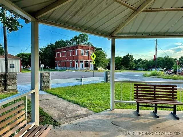 301 W Main Street, Roff, OK 74865 - Image #1
