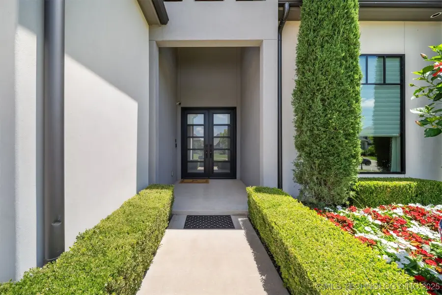 4529 S Retana Avenue, Broken Arrow, OK 74011 - Image #2