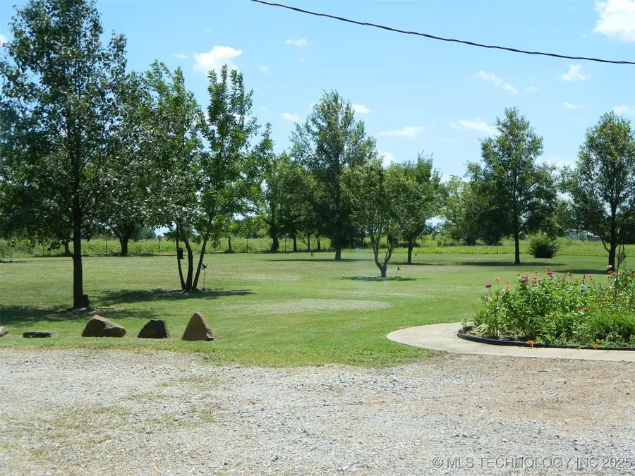 399987 W 3700 Road, Ramona, OK 74061 - Image #3
