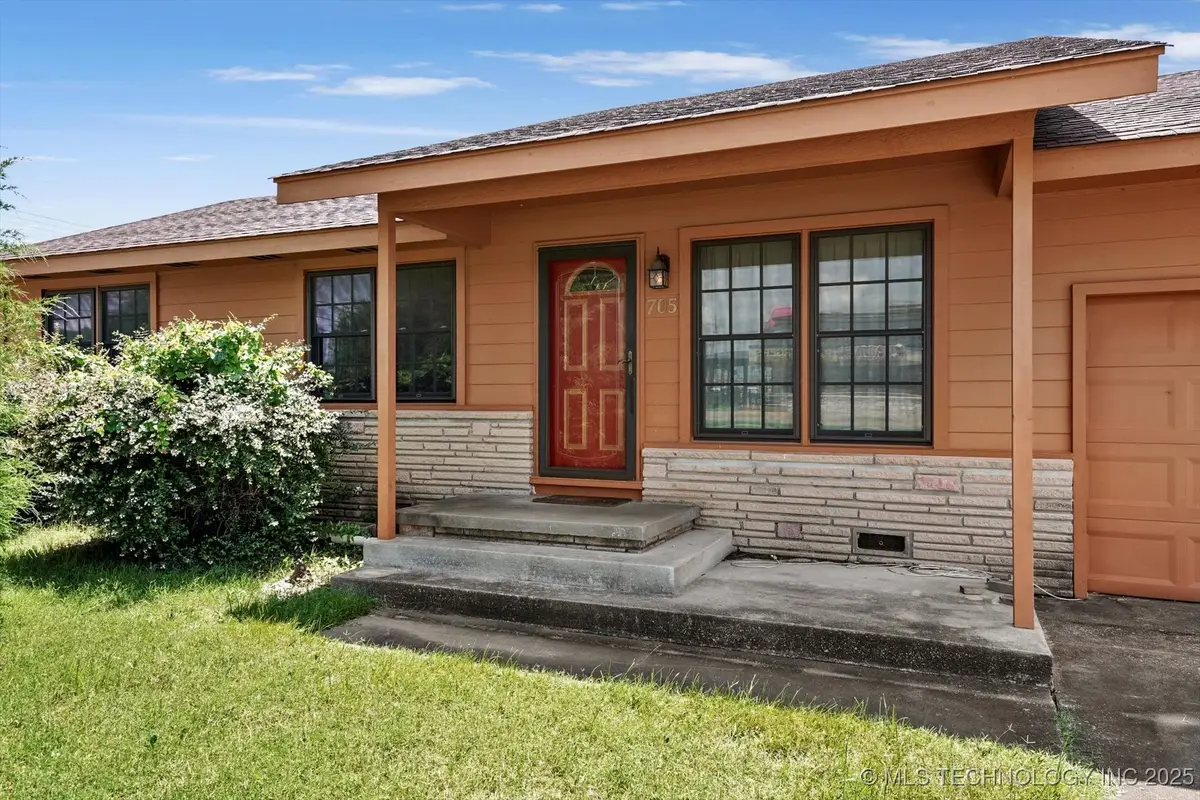 705 W Hartford Place, Broken Arrow, OK 74012 - Image #1