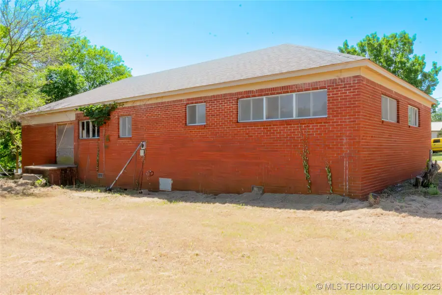 205 W Oak Street, Drumright, OK 74030 - Image #3