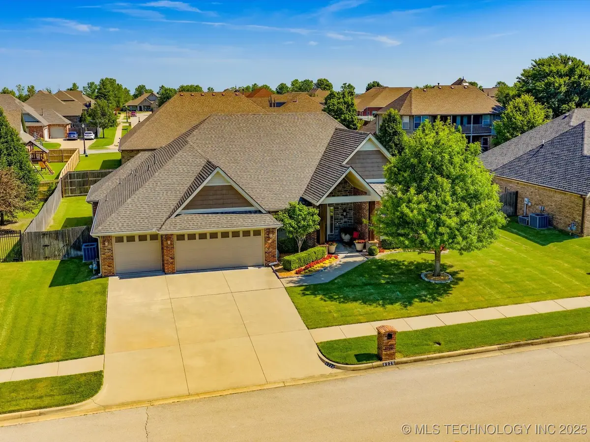 6220 Sawgrass Drive, Bartlesville, OK 74006 - Image #1