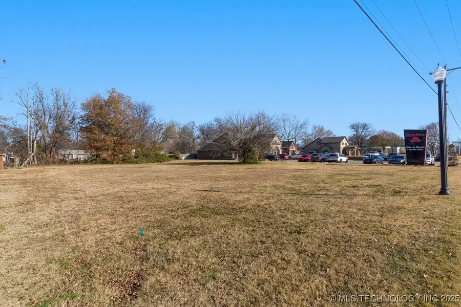243 E 141st Street, Glenpool, OK 74033 - Image #3