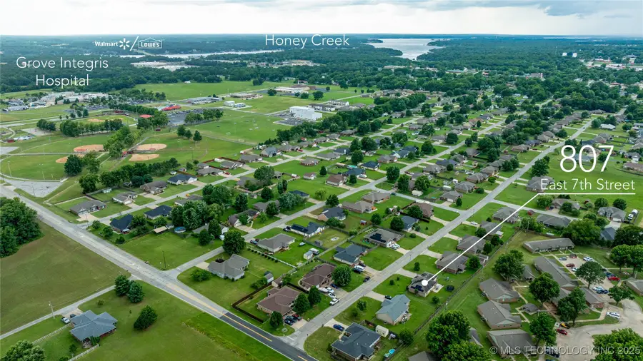 807 E 7th Street, Grove, OK 74344 - Image #2
