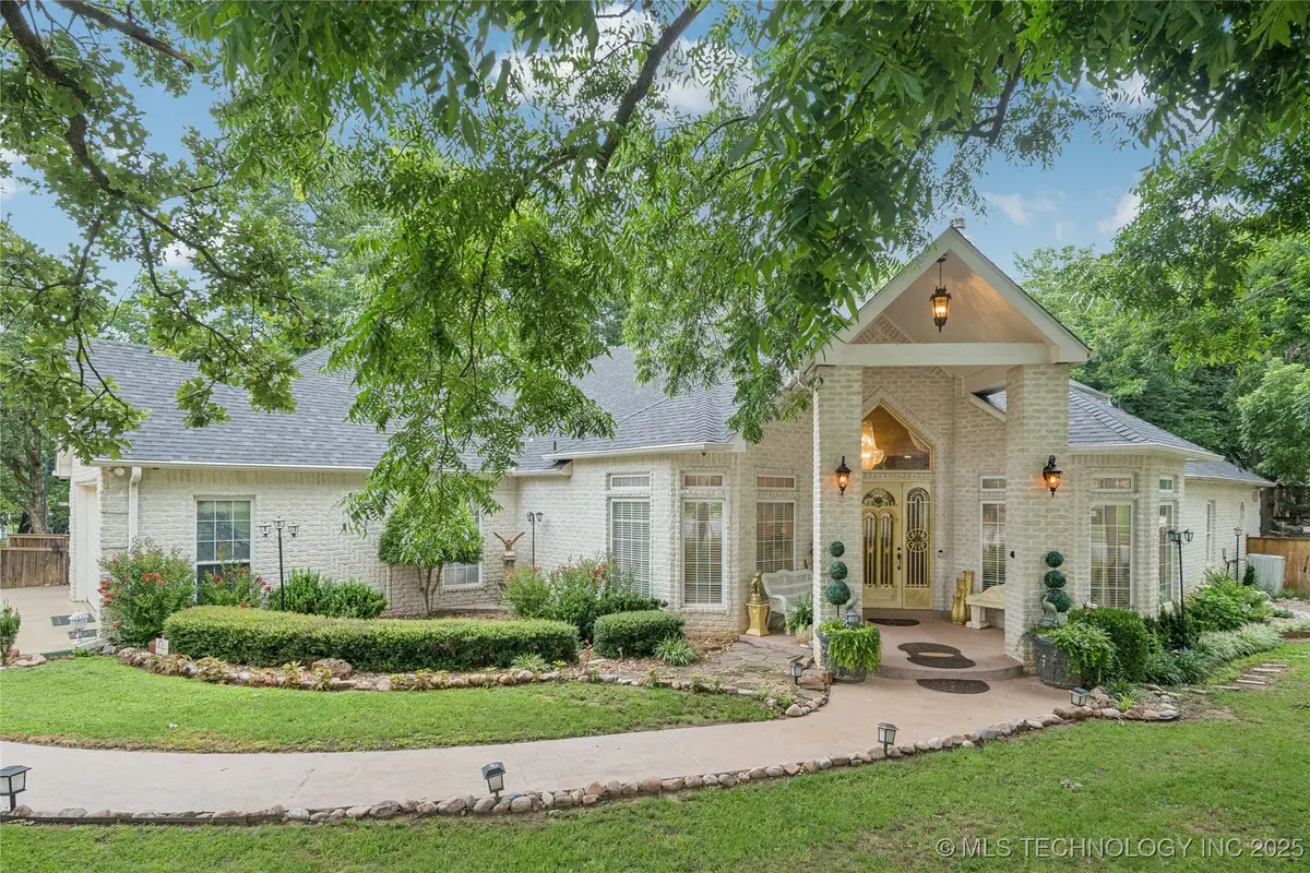 3725 Maple Drive, Sand Springs, OK 74063 - Image #1