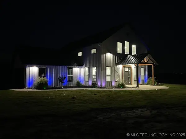 2920 Lago Vista Lane, Kingston, OK 73439