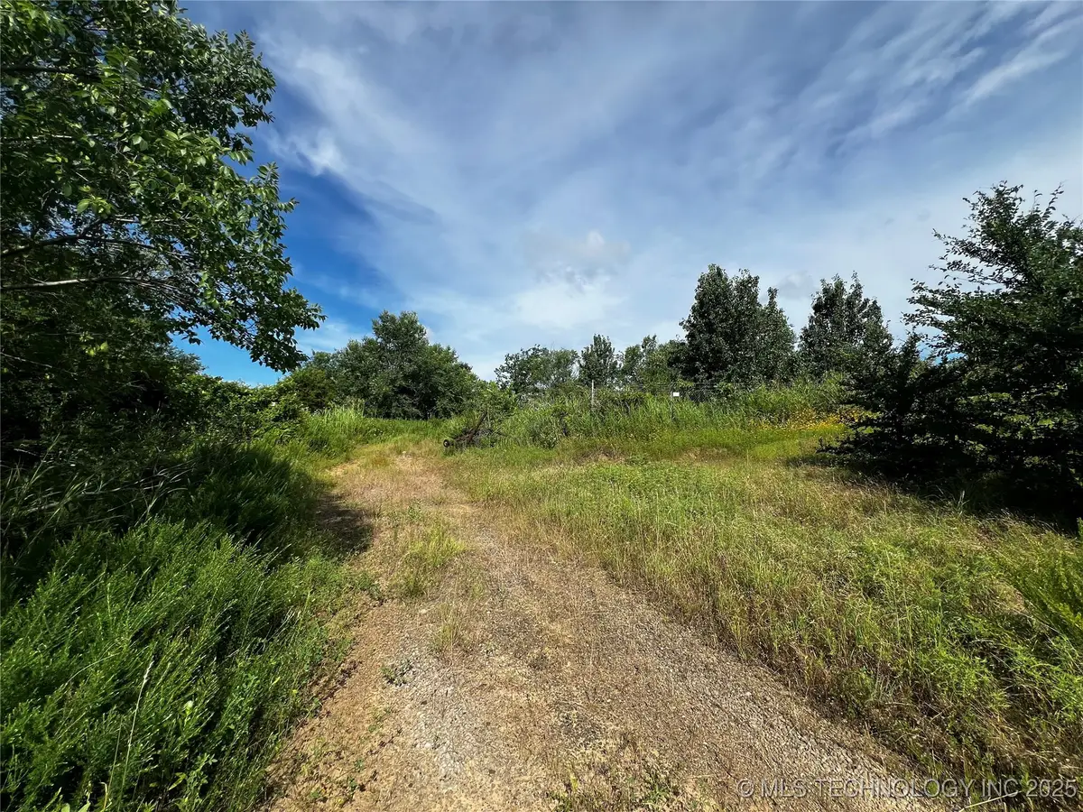 106864 S 4170 Road, Checotah, OK 74426 - Image #1