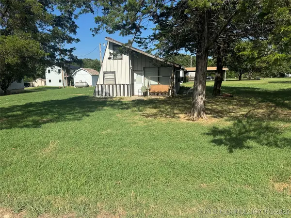 6140 Weesie, Kingston, OK 73439