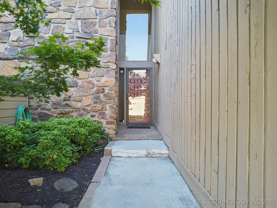 6002 S Atlanta Court #2, Tulsa, OK 74105 - Image #3