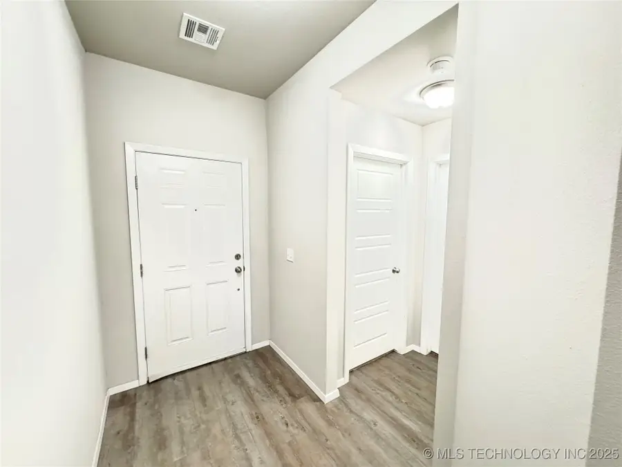 3907 S 150th East Avenue, Tulsa, OK 74134 - Image #3