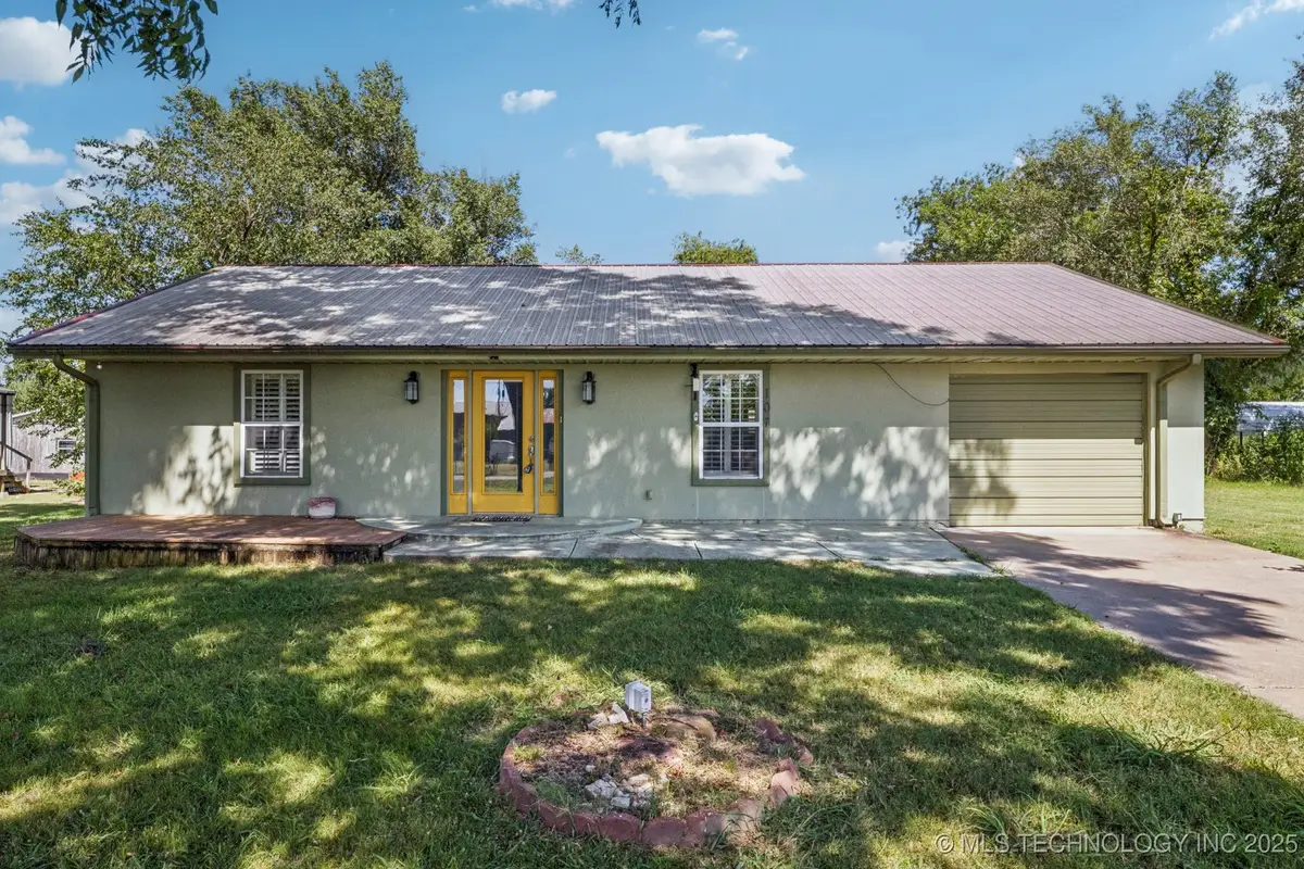 107 S 4th Street, Morris, OK 74445 - Image #1