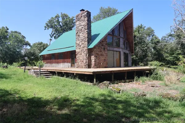 22191 Carters Lake Road, Panama, OK 74951