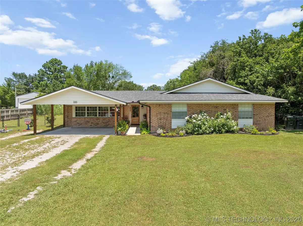 386 Sycamore, Lone Grove, OK 73443 - Image #1