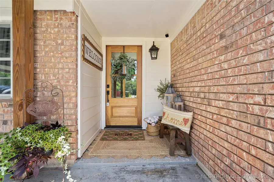 386 Sycamore, Lone Grove, OK 73443 - Image #3