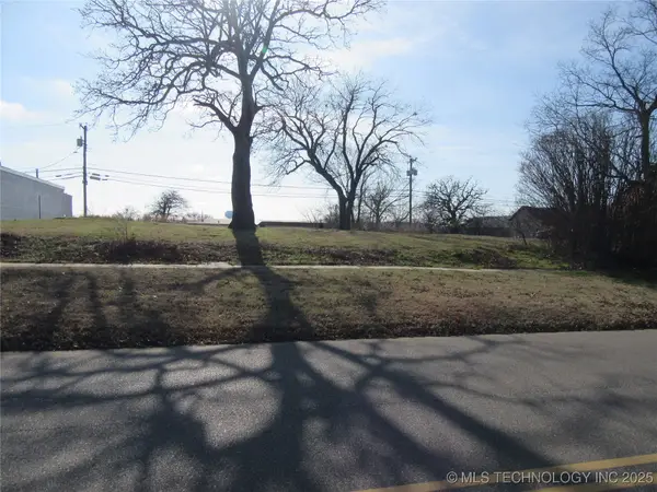 220 W Washington, McAlester, OK 74501