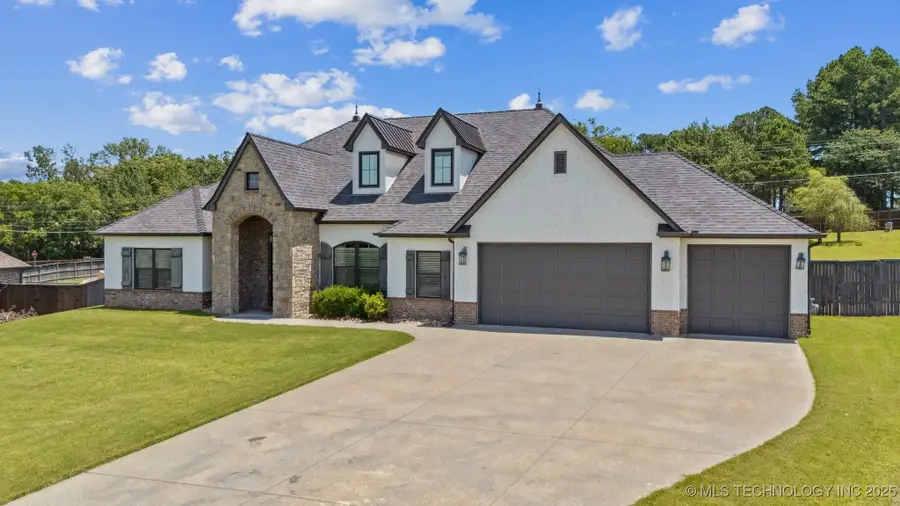 19481 Pecan Ridge Circle, Claremore, OK 74017 - Image #2
