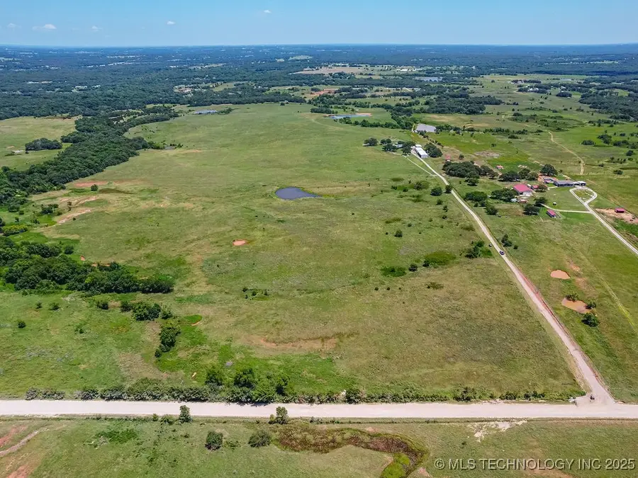 5758 Dillard Road, Wilson, OK 73463 - Image #2