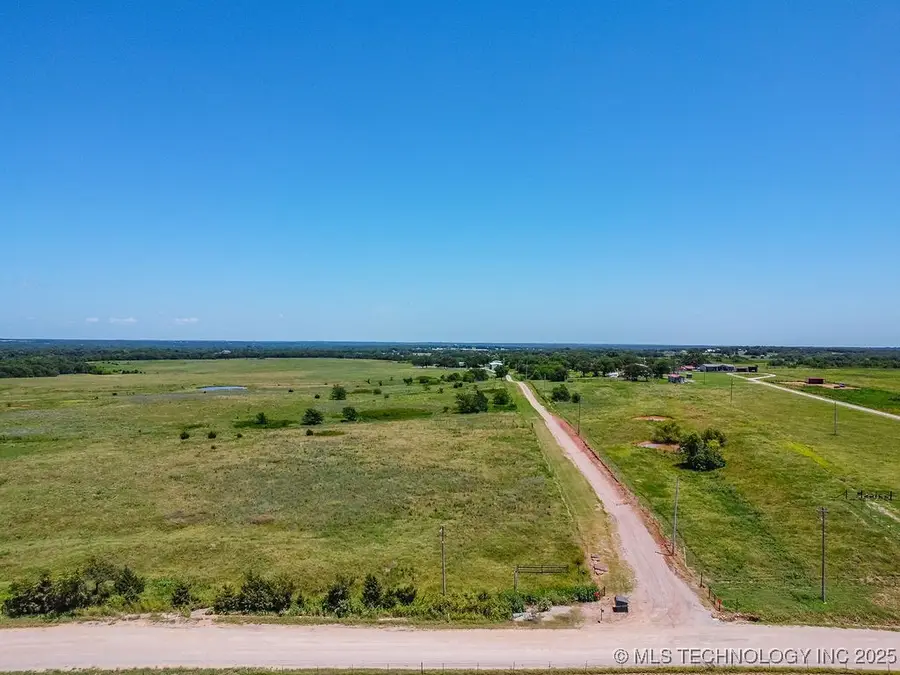 5758 Dillard Road, Wilson, OK 73463 - Image #3