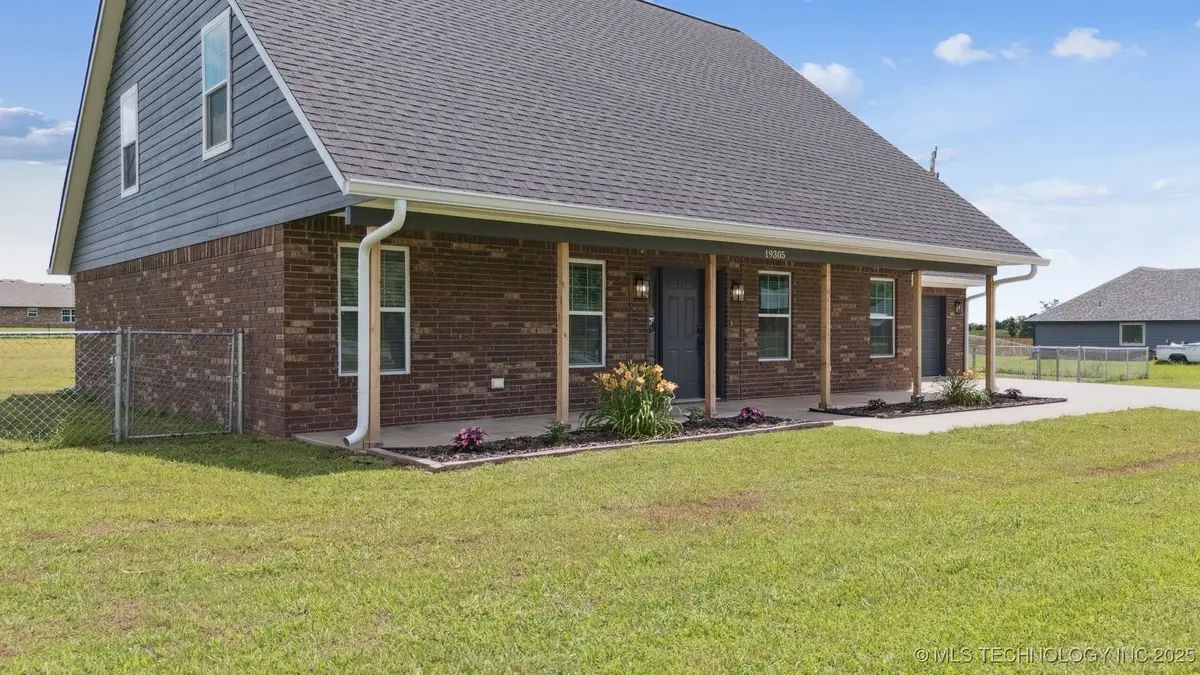 19305 S Deer Trail Road, Claremore, OK 74019 - #1