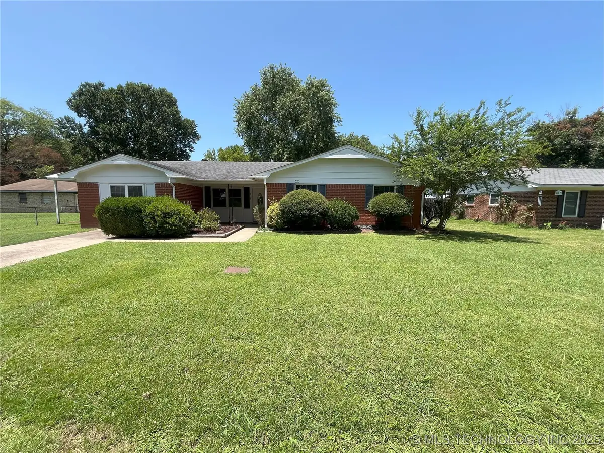 1003 NW 10th Street, Stigler, OK 74462 - Image #1