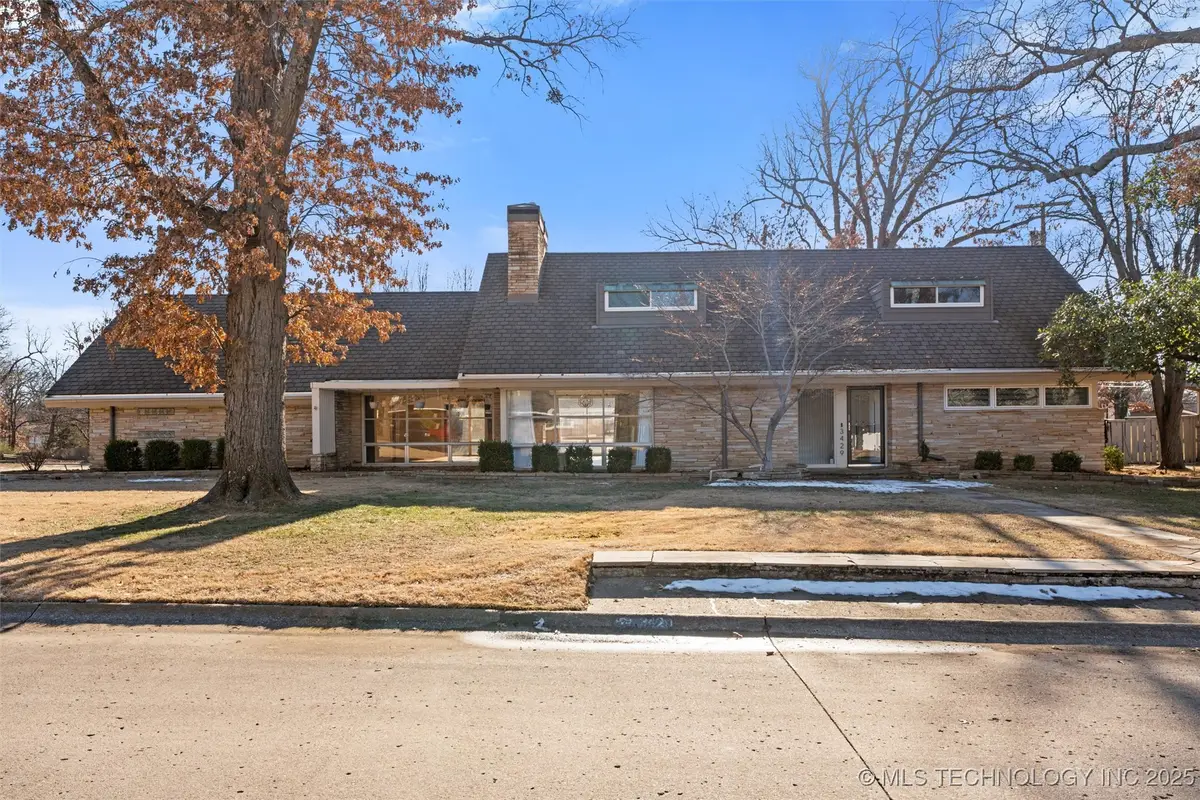 3429 Woodland Road, Bartlesville, OK 74006 - Image #1