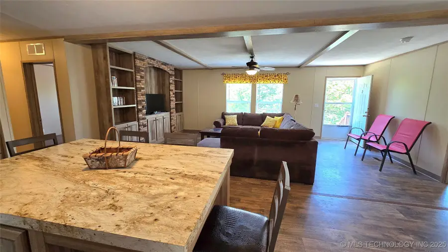 4918 Dozer Mountain Road, Eufaula, OK 74432 - Image #2