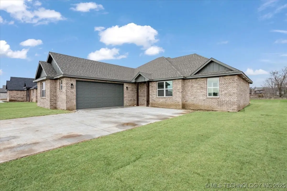 320 Sunset Way, Mead, OK 73449 - Image #1