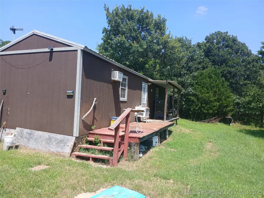 887 Cheyenne Road, Eufaula, OK 74432 - Image #2