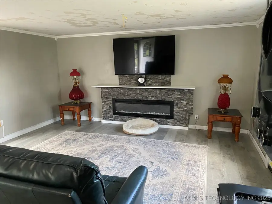 609 Murphy Drive, Canadian, OK 74425 - Image #2