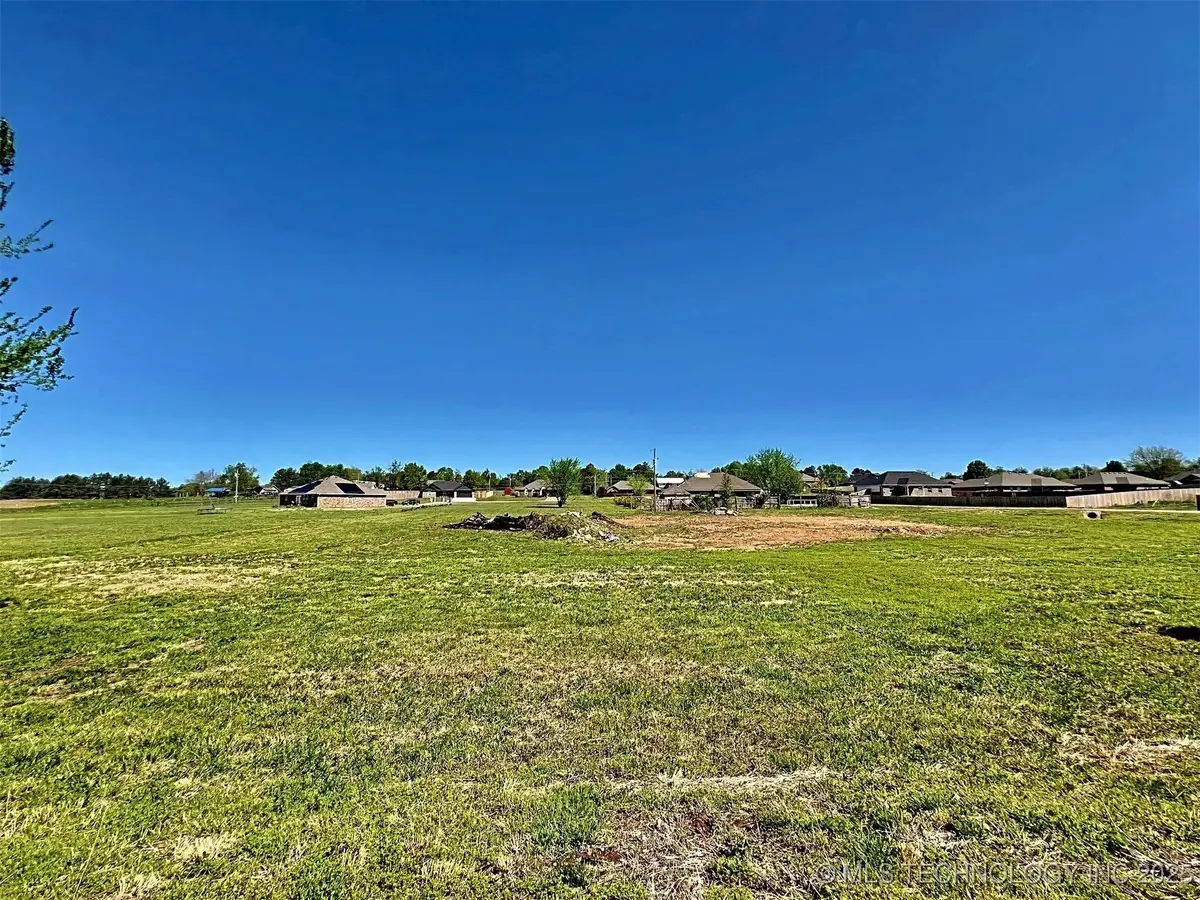 17530 W Tray Road, Tahlequah, OK 74464 - Image #1