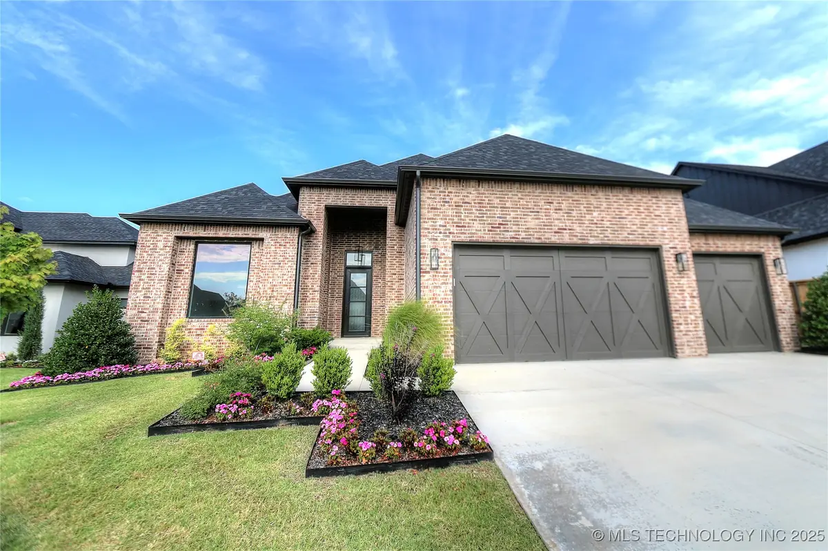 11220 S Fir Avenue W, Jenks, OK 74037 - Image #1