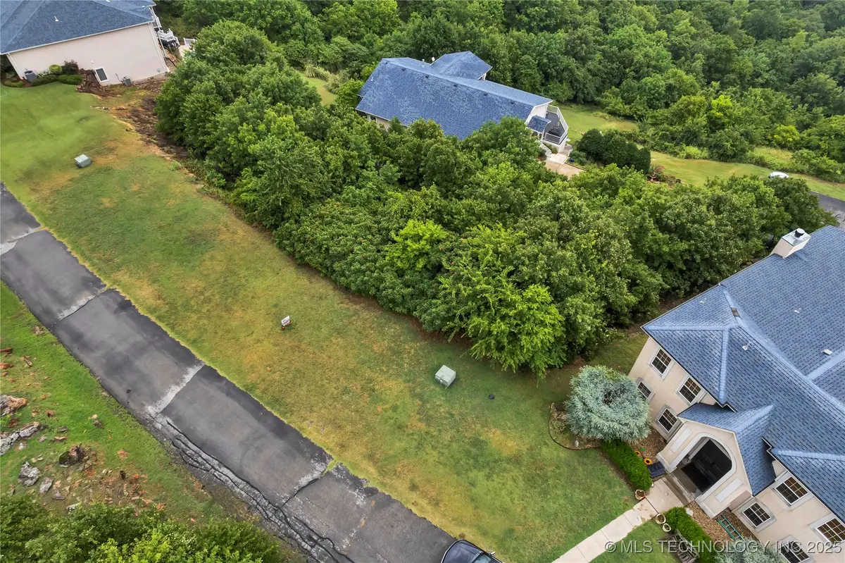 18 Santa Rosa Lane, Skiatook, OK 74070 - Image #1