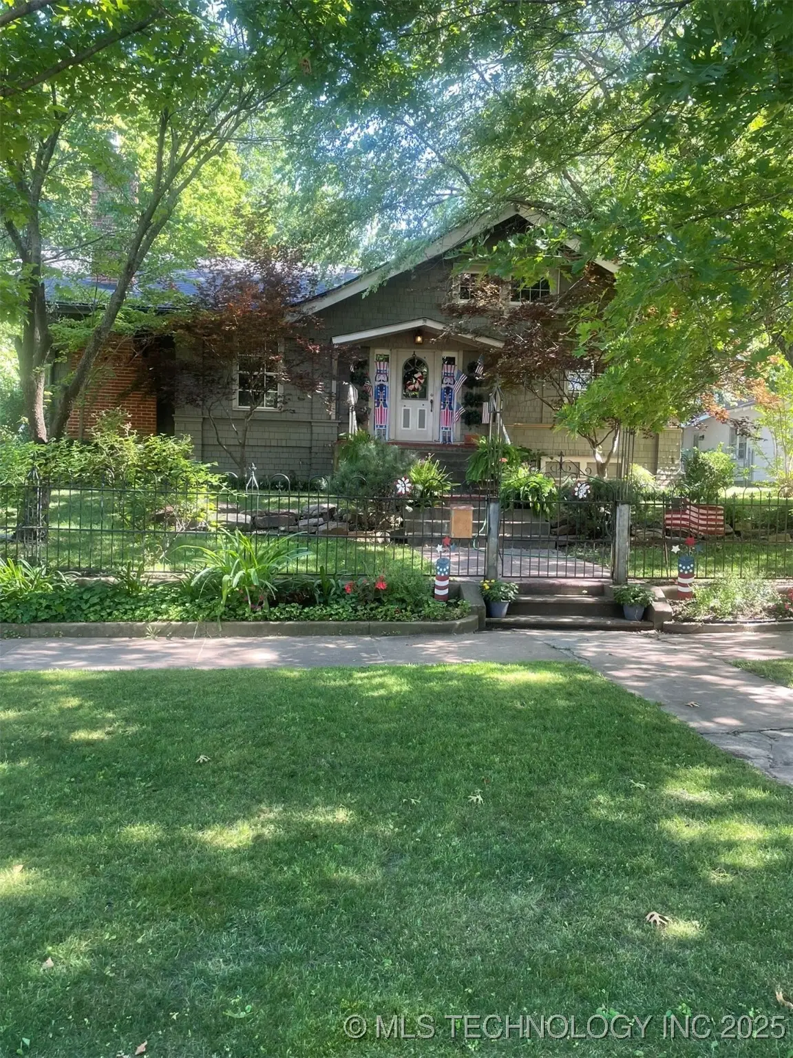 236 W 6th Avenue, Bristow, OK 74010 - Image #1