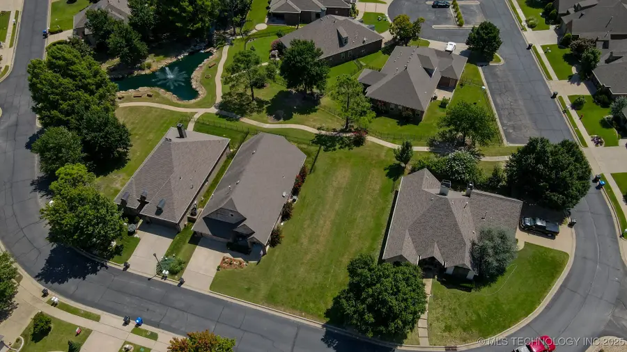 3905 N Pine Avenue, Broken Arrow, OK 74012 - Image #2