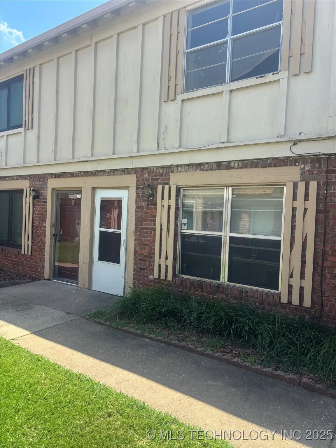 6144 S Madison Pl Place #C, Tulsa, OK 74136 - Image #1