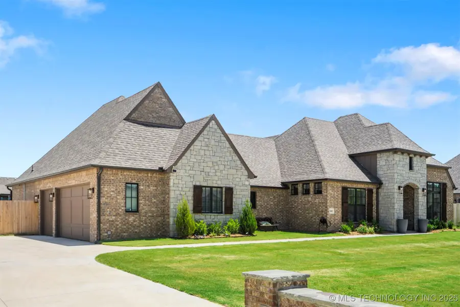 5681 S 255th East Avenue, Broken Arrow, OK 74014 - Image #2