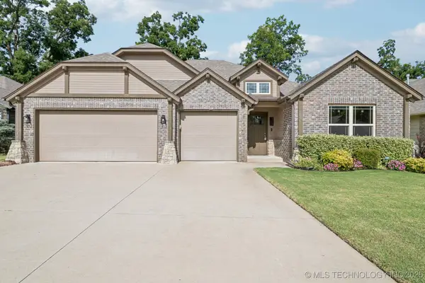 5410 Skylane Drive, Sand Springs, OK 74063