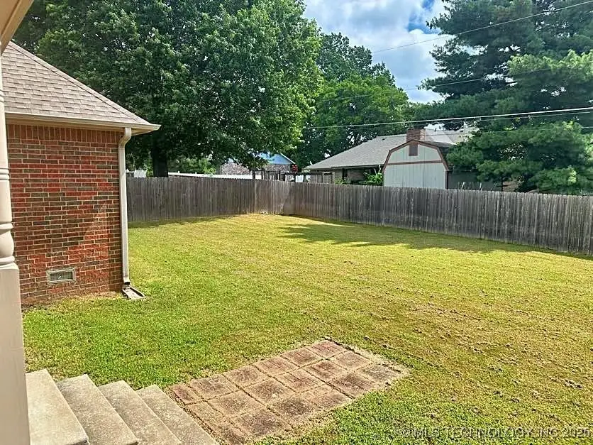 605 S Oak Avenue, Tahlequah, OK 74464 - Image #2