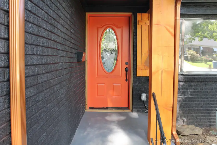 559 S Sandusky Avenue, Tulsa, OK 74112 - Image #3