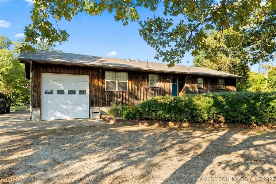 1614 Sherwood Road, Eufaula, OK 74432 - Image #3