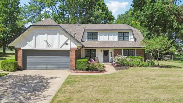 538 Meadowood Drive, Broken Arrow, OK 74011