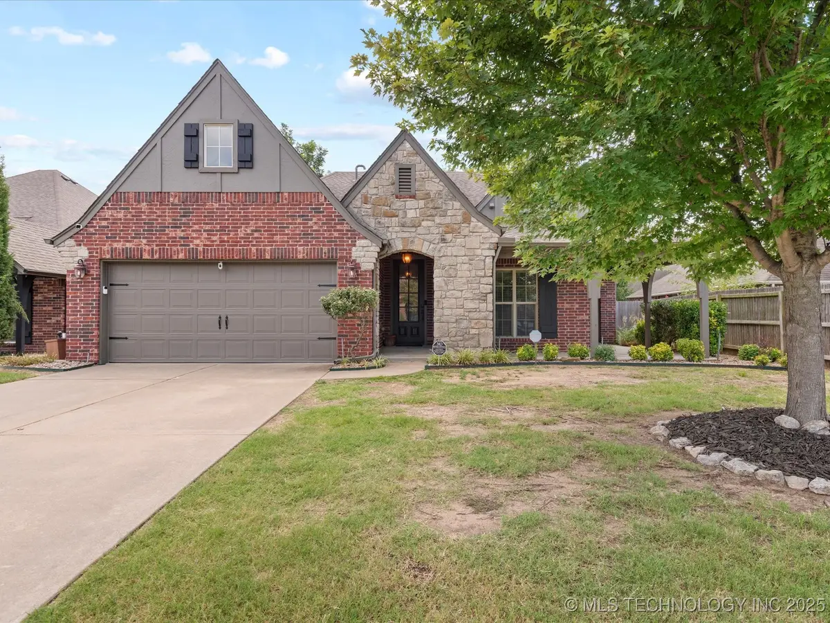 3207 Boardwalk Court, Bartlesville, OK 74006 - Image #1