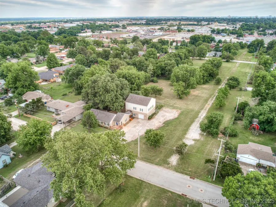 5504 E 5th Place, Tulsa, OK 74112 - Image #2