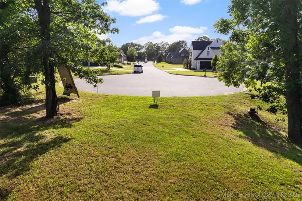 3829 E 103rd Place, Tulsa, OK 74137