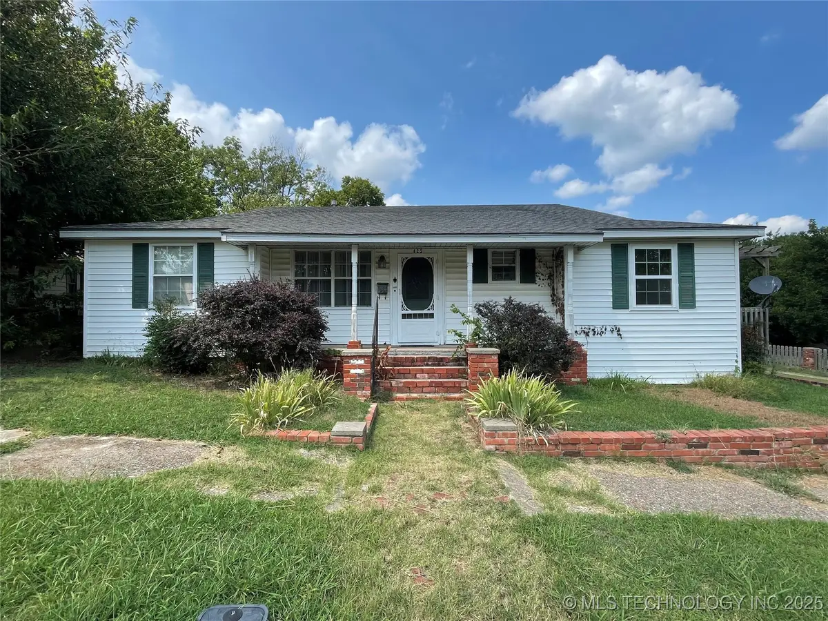 425 W 1st, Konawa, OK 74849 - Image #1